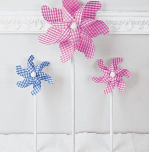 Μπομπονιέρα Ανεμόμυλος Με Καρό Ροζ Ύφασμα