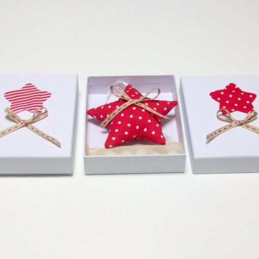 Μαξιλαράκι αστέρι δώρο σε κουτί