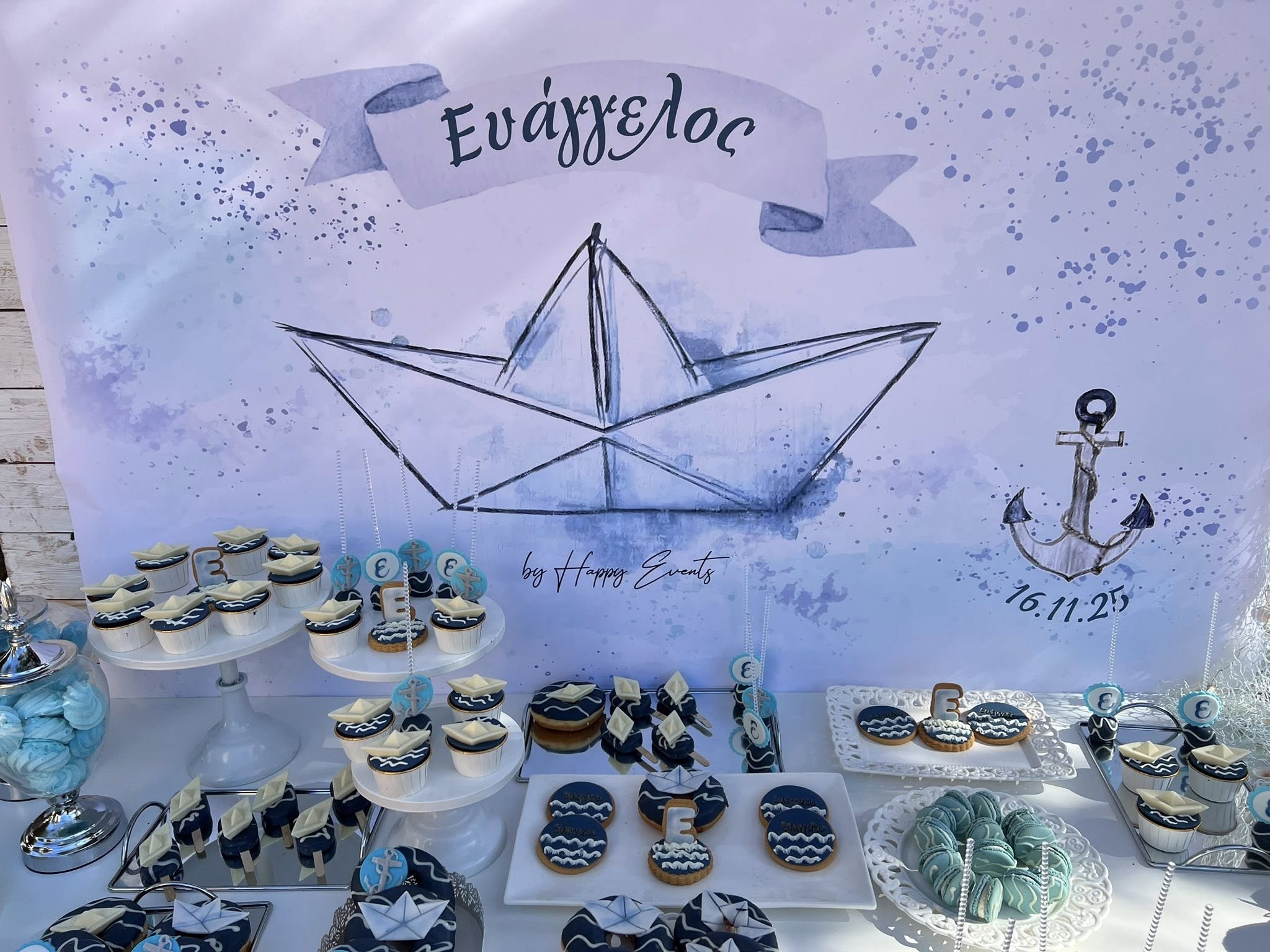 Στολισμός-βάπτισης-στην- Αίγινα με θέμα καραβάκι